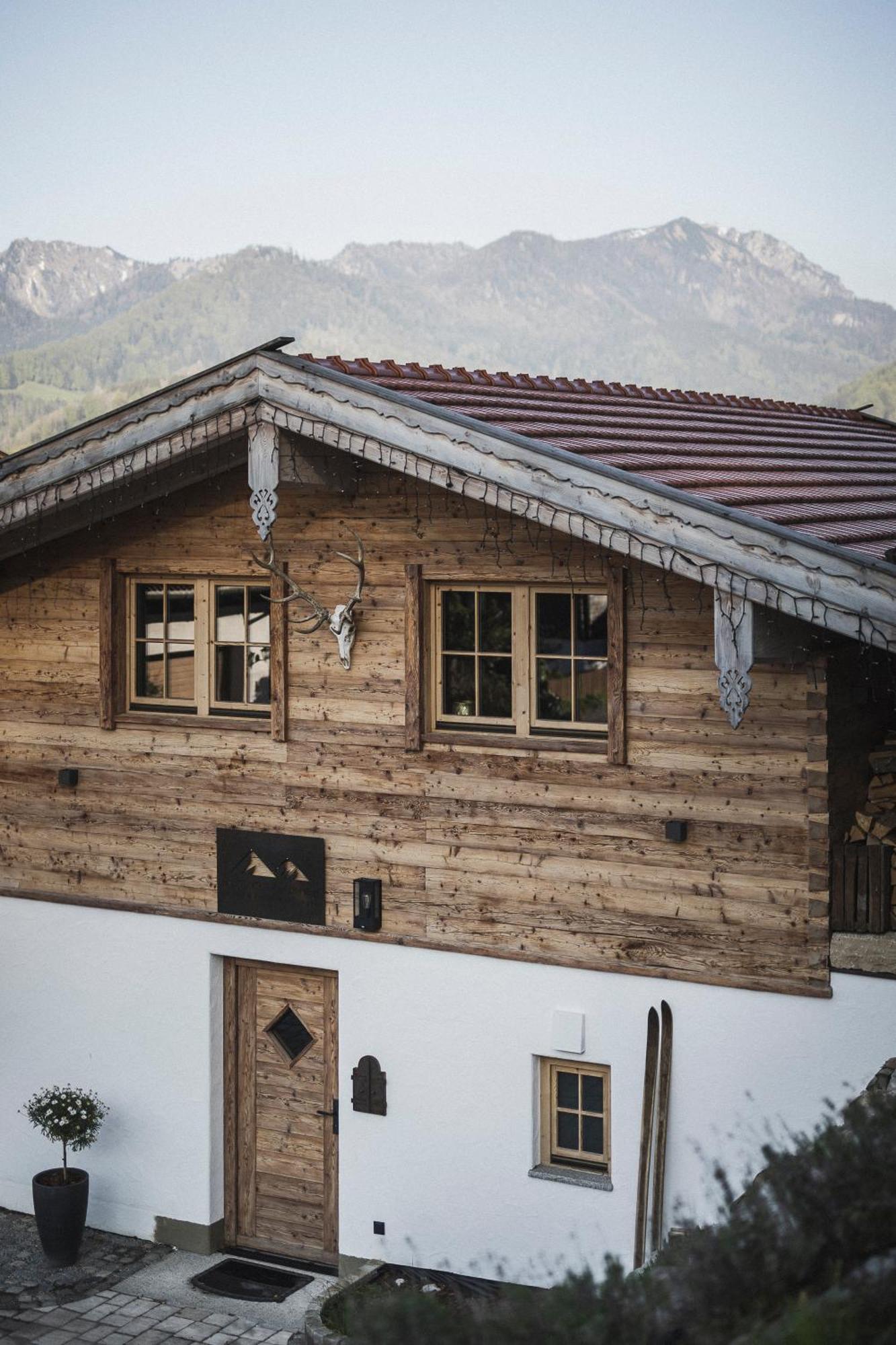 Chalet Bergsucht In Ruhpolding Bayern, Traumlage Am Sonnigen Suedhang, Kostenlose Parkplaetze, Schnelles Wlan, Ruhige Sackgasse, Netflix Inklusive Exterior photo