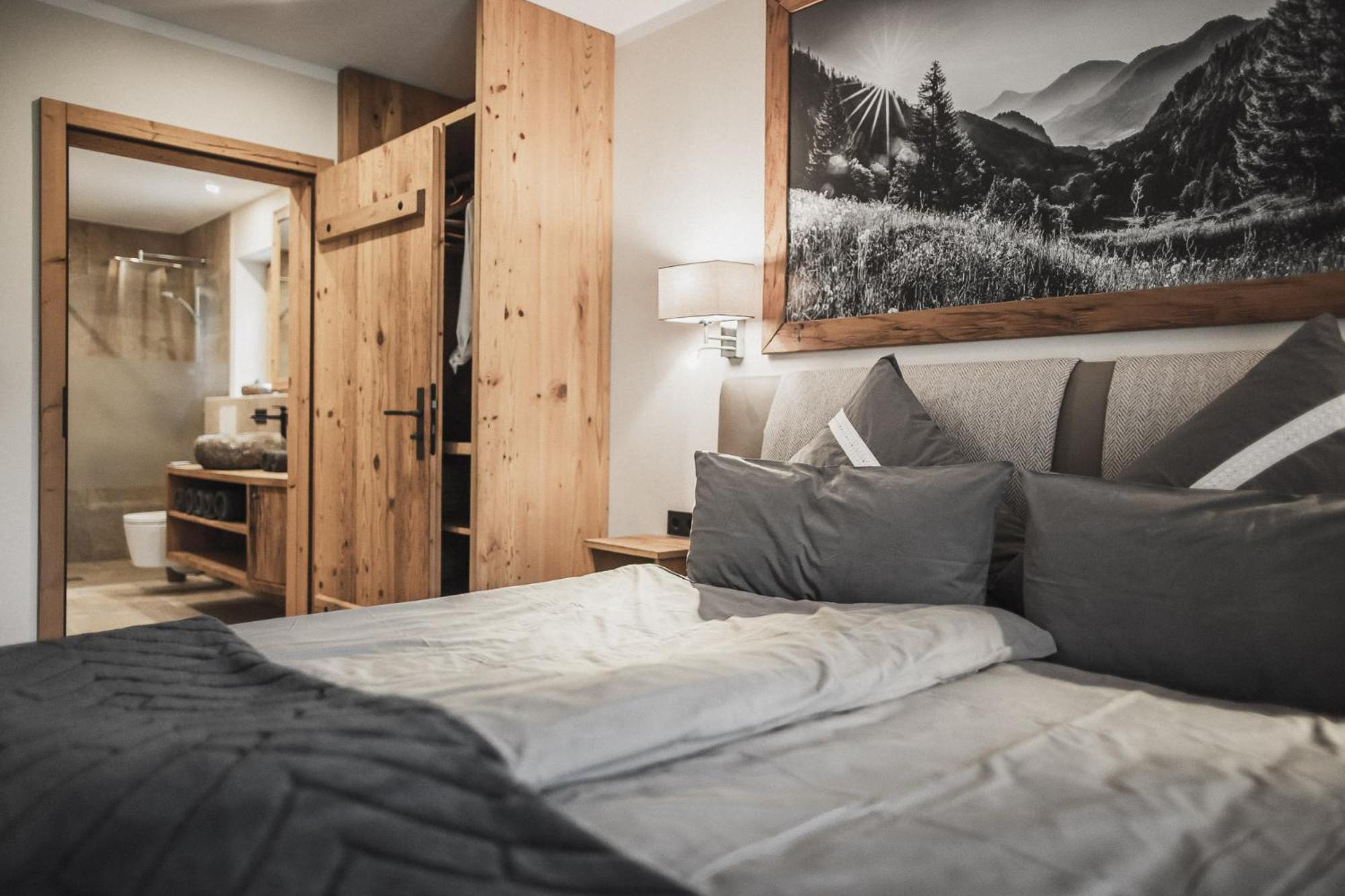 Chalet Bergsucht In Ruhpolding Bayern, Traumlage Am Sonnigen Suedhang, Kostenlose Parkplaetze, Schnelles Wlan, Ruhige Sackgasse, Netflix Inklusive Exterior photo
